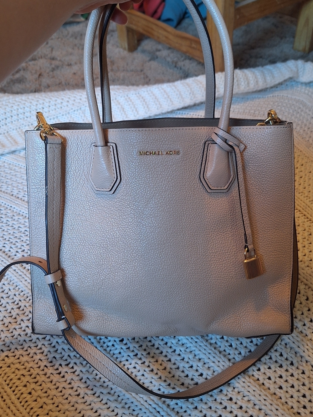 Michael Kors Pebbled Leather Tote Bag in Light Beige Great Condition!